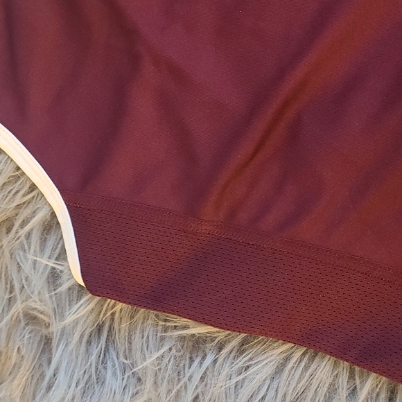 Nike DRI-FIT Tank - Picture 2 of 5